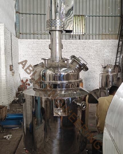 Chemical Reactor photo 5